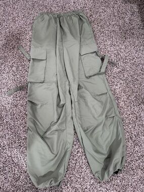Source Unknown Olive Green Cargo Track Pants